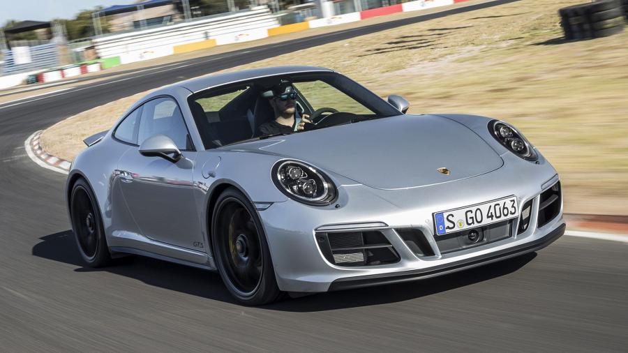  Porsche 911 Carrera GTS Coupe 2017 года  (WW) (фото 27 из 44)